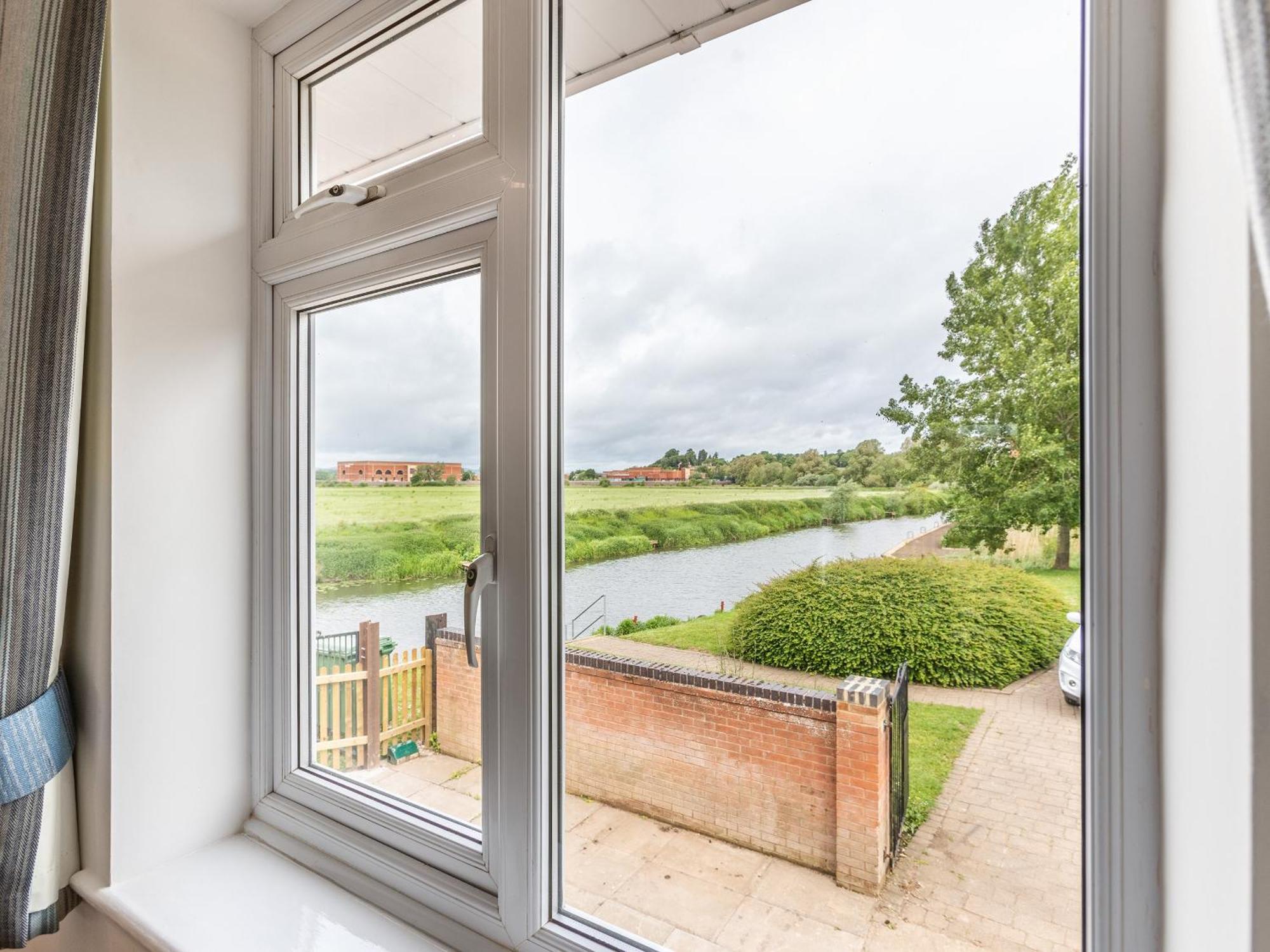 Avon Lock Cottage - Uk34125 تِوْكيسبوري المظهر الخارجي الصورة
